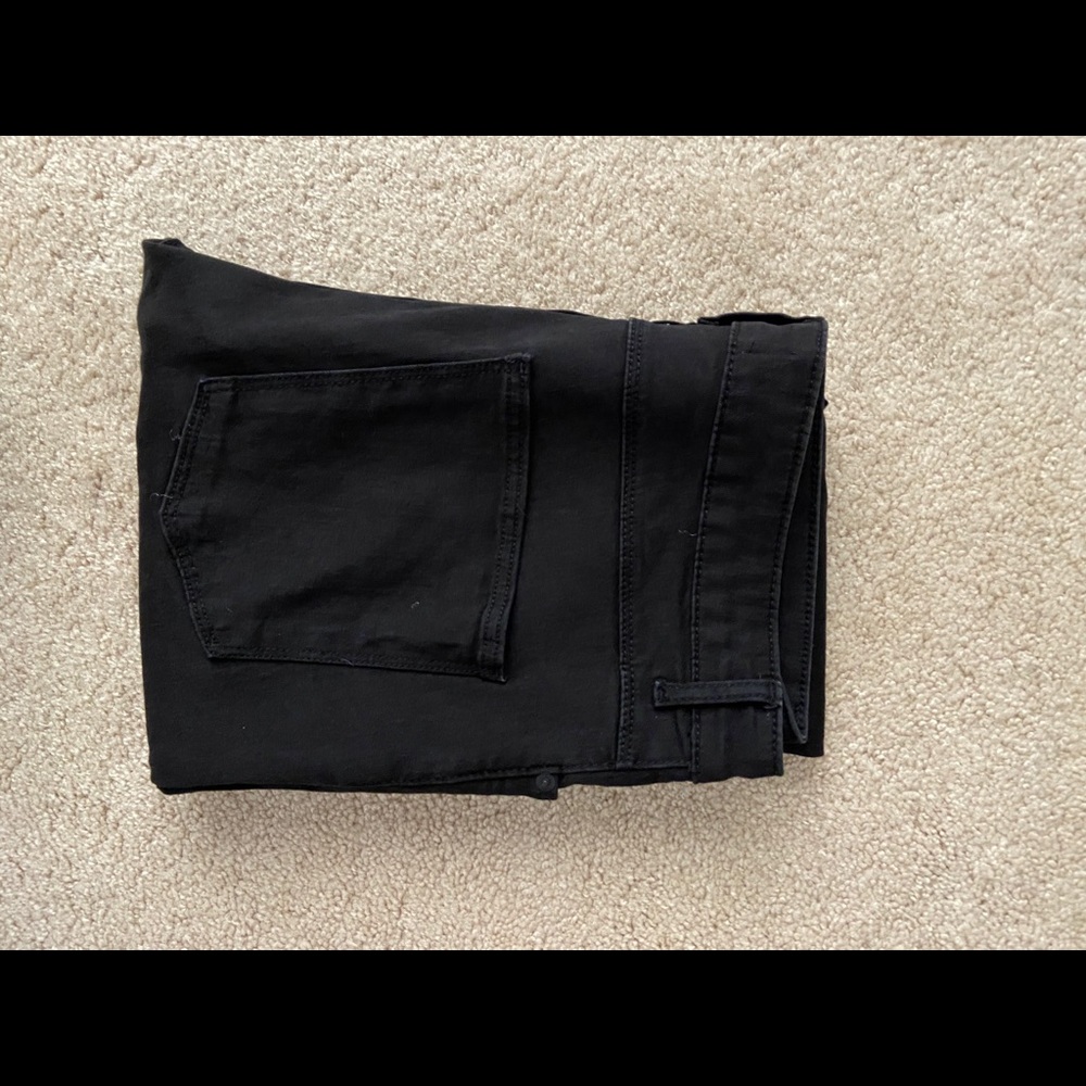 Black Zara jeans